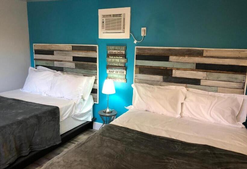 חדר משפחתי, Alexander's Landing