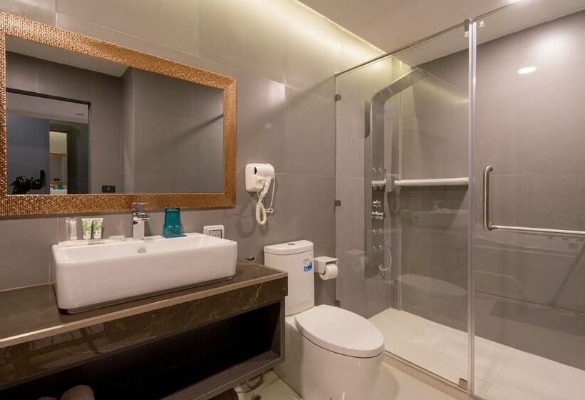 디럭스 룸, Sea Room S At Patong