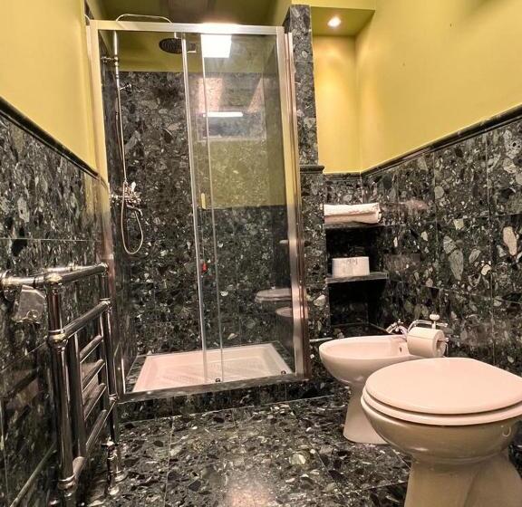 اتاق سوپریور با تخت بزرگ, Villa Camilla Milano