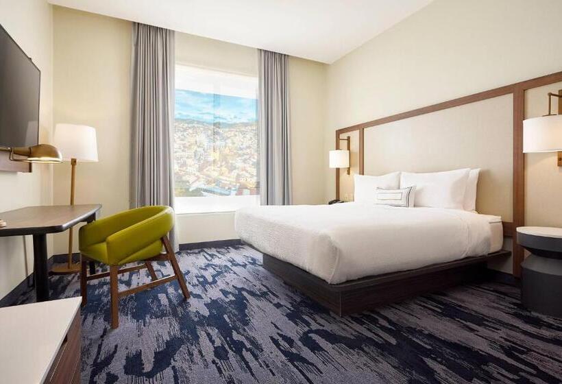 스탠다드 룸 킹사이즈 침대, Fairfield Inn & Suites Silao Guanajuato Airport