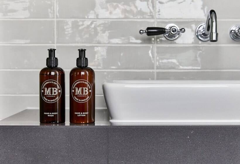 Номер Deluxe, Indigo   Chester, An Ihg