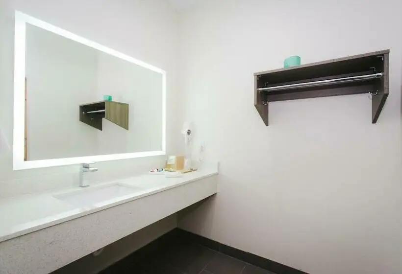 Deluxe-studio, Palace Inn  Louetta