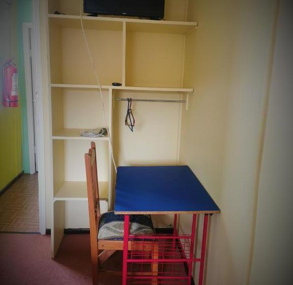 اتاق استاندارد یک تخته با سرویس بهداشتی مشترک, Hostal El Mirador