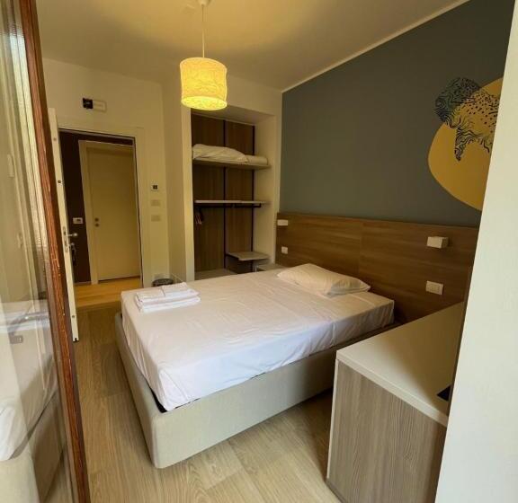 غرفة قياسية فردية, Al Pescatore