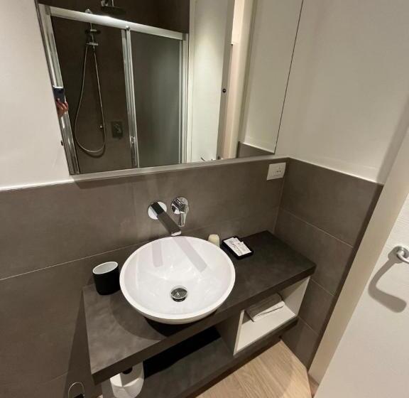 غرفة كلاسيكية ثلاثية, Al Pescatore