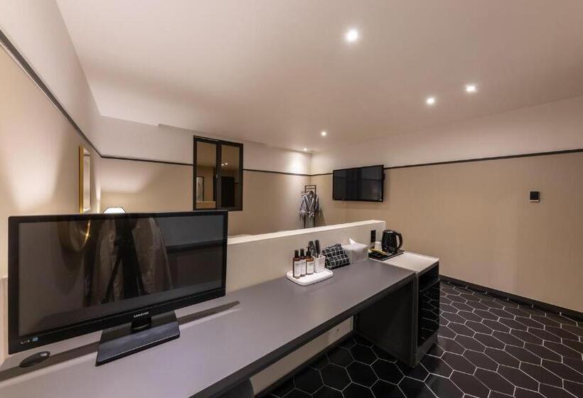 디럭스 룸, Brown Dot Hotel Seong Seo