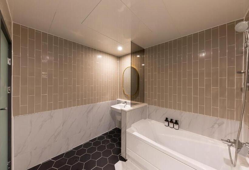 디럭스 룸, Brown Dot Hotel Seong Seo