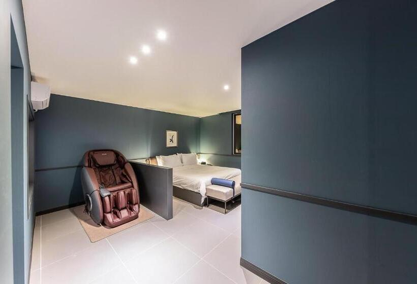 스위트, Brown Dot Hotel Seong Seo