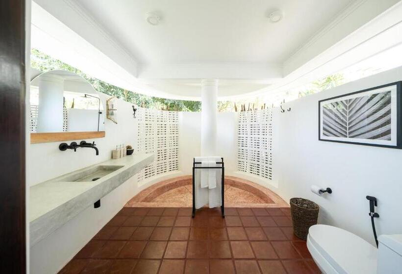 Номер Стандарт, Abode Ahangama