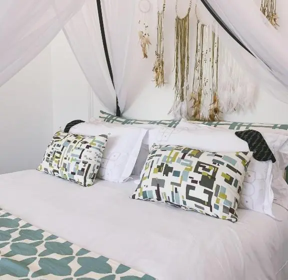 Suite, Abode Ahangama