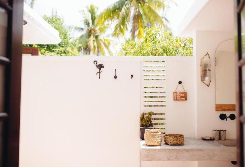 Люкс, Abode Ahangama