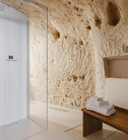 带按摩浴盆的套房, Cenobio Hotel & Spa Matera
