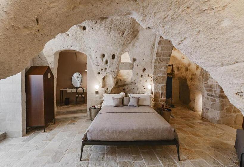 带按摩浴盆的套房, Cenobio Hotel & Spa Matera