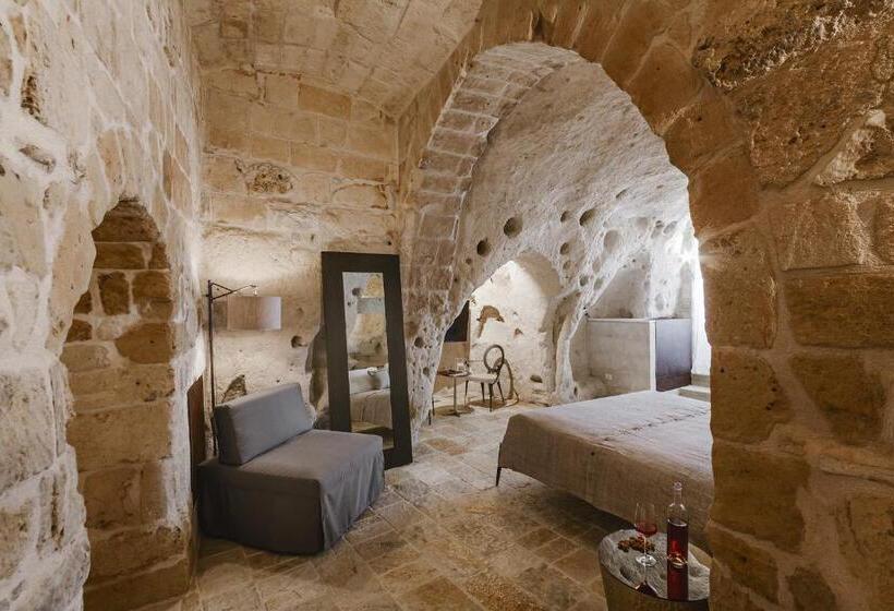 带按摩浴盆的套房, Cenobio Hotel & Spa Matera