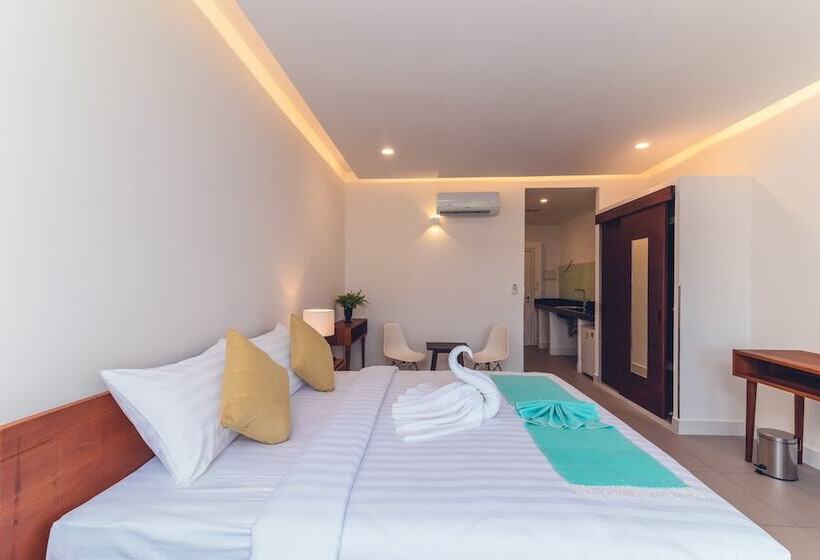 سوییت لوکس, Molito Blanc Postel