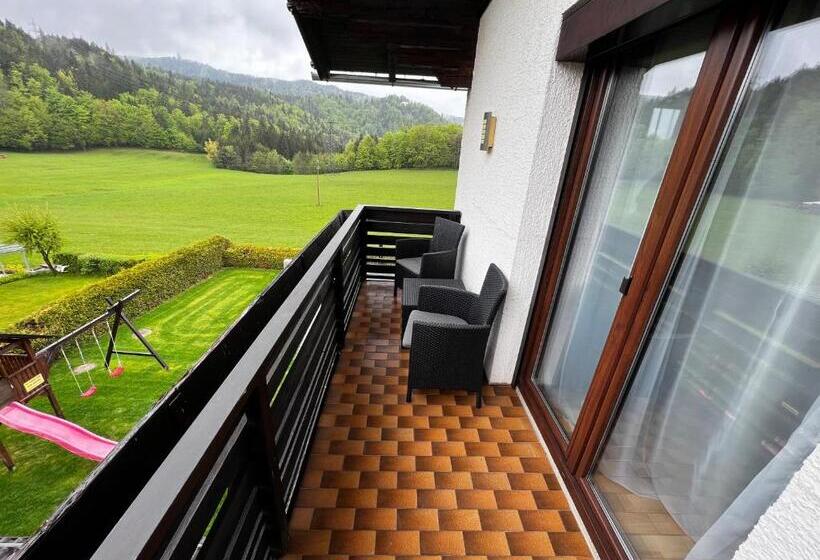 プールビュースタンダードルーム, Keutschacherhof