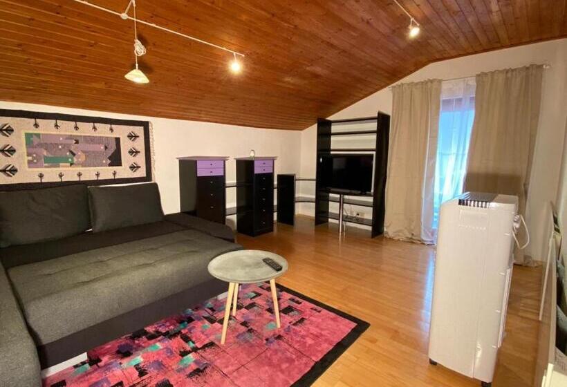 1 Bedroom Penthouse Apartment, Keutschacherhof