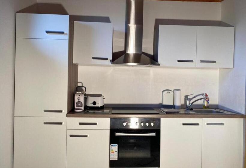 １ベッドルームペントハウスアパート, Keutschacherhof