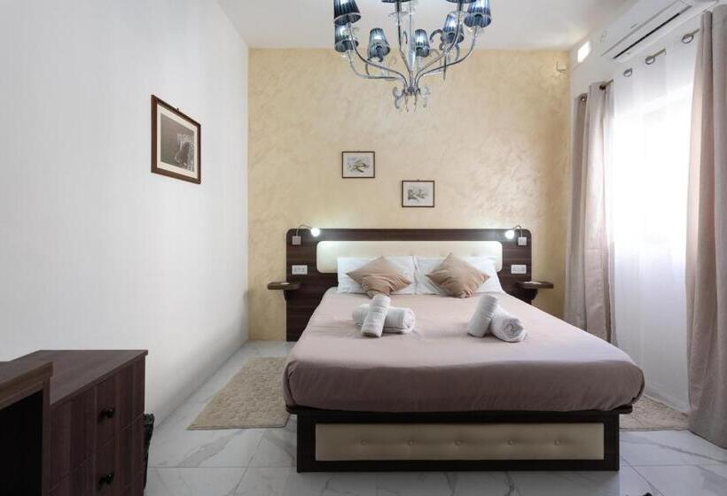 اتاق سوپریور, Tarona Guesthouse