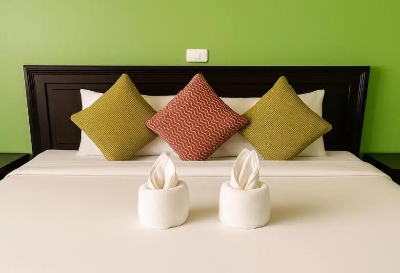 Büyük Çift Kişilik Yataklı Standart Oda, Srisuksan Klong Muang Beach