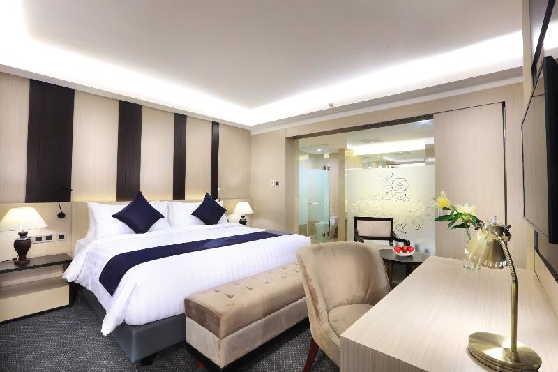 Люкс, Aston Kartika Grogol Hotel & Conference Center