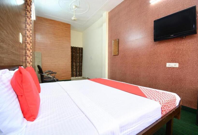 غرفة كلاسيكية ثلاثية, Oyo 33024 Urban Guest House