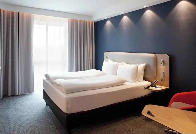 スタンダードルーム, Holiday Inn Express   Saarbrücken, An Ihg