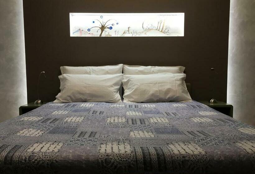 Chambre Familiale, La Corte