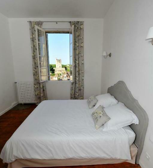 اتاق استاندارد با چشمانداز باغ, Logisdescordeliers