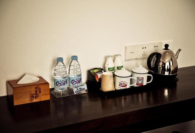 Quarto Deluxe, Time Traveller Hotel Near Prince Gong S Mansion, Beihai Park, Tian Anmen Square, Nanluoguxiang Hut