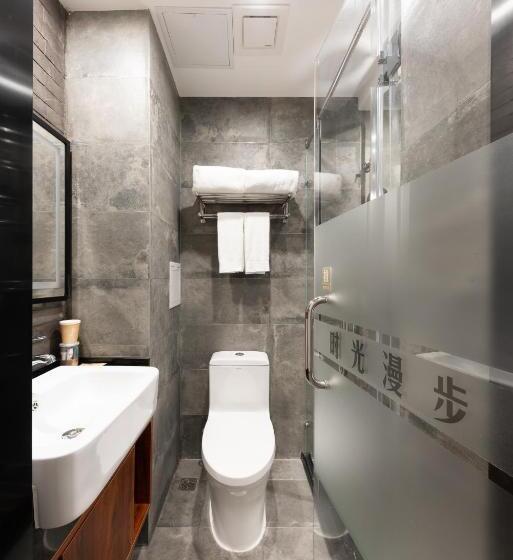 Quarto Superior, Time Traveller Hotel Near Prince Gong S Mansion, Beihai Park, Tian Anmen Square, Nanluoguxiang Hut