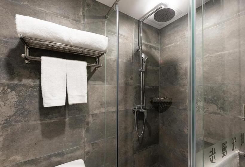 Quarto Familiar, Time Traveller Hotel Near Prince Gong S Mansion, Beihai Park, Tian Anmen Square, Nanluoguxiang Hut