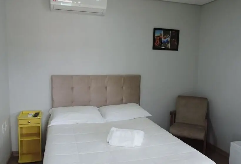 スタンダード４人部屋, Pousada Três Coroas