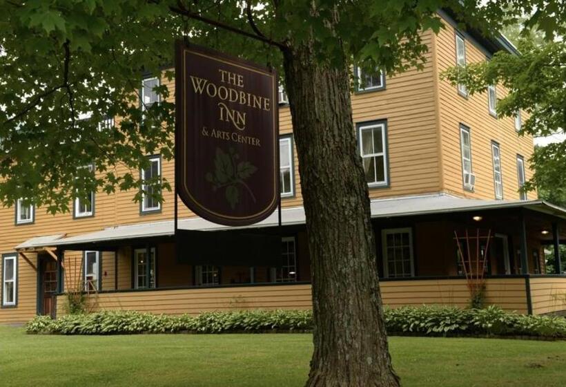 Люкс, The Woodbine Inn
