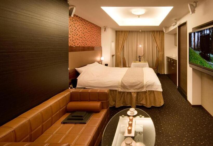 غرفة قياسية, Carrot Ise