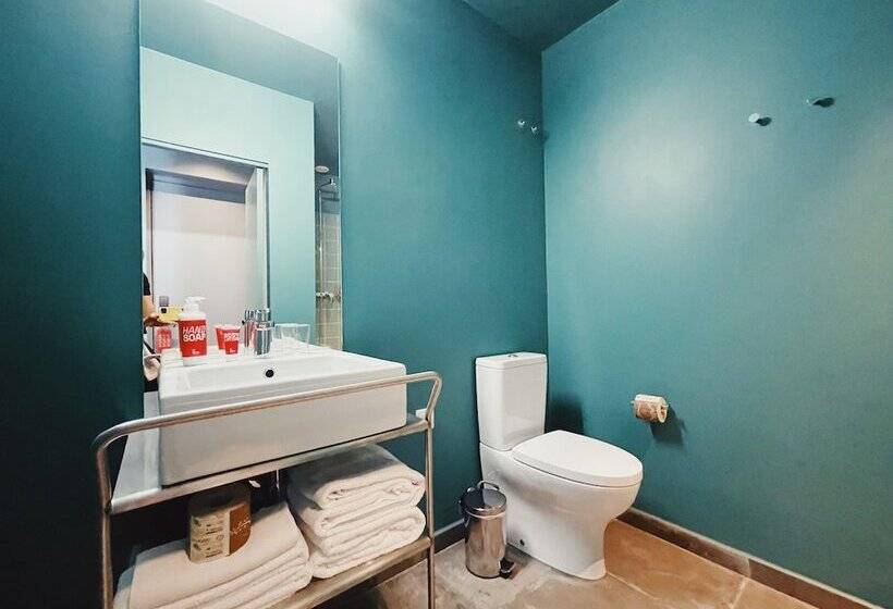 اتاق سوپریور با چشمانداز شهر, Esqina Cosmopolitan Lodge