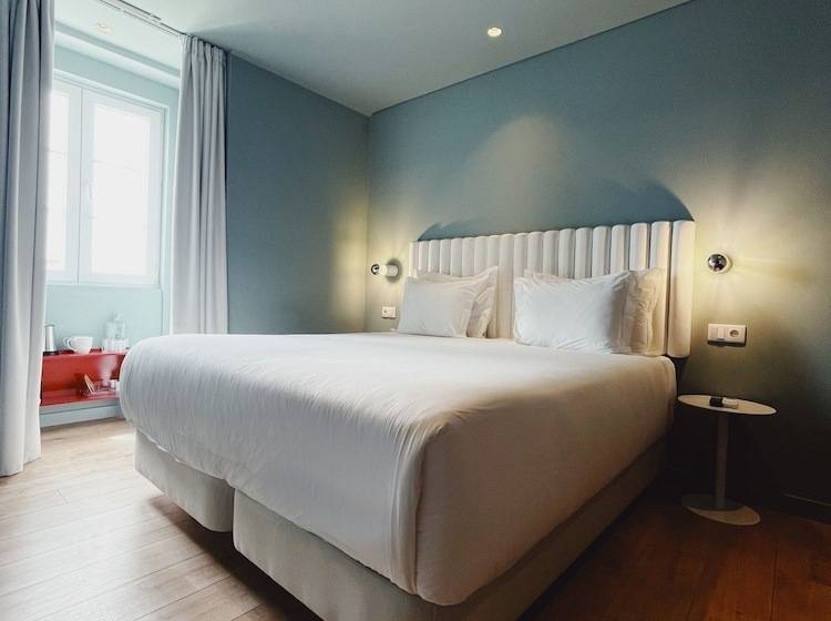 اتاق سوپریور با چشمانداز شهر, Esqina Cosmopolitan Lodge