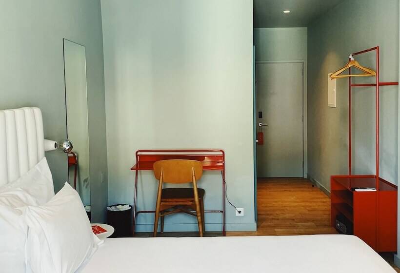 اتاق سوپریور با چشمانداز شهر, Esqina Cosmopolitan Lodge