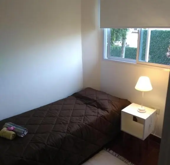 Standard Yhden Hengen Huone, Residencial Marlis
