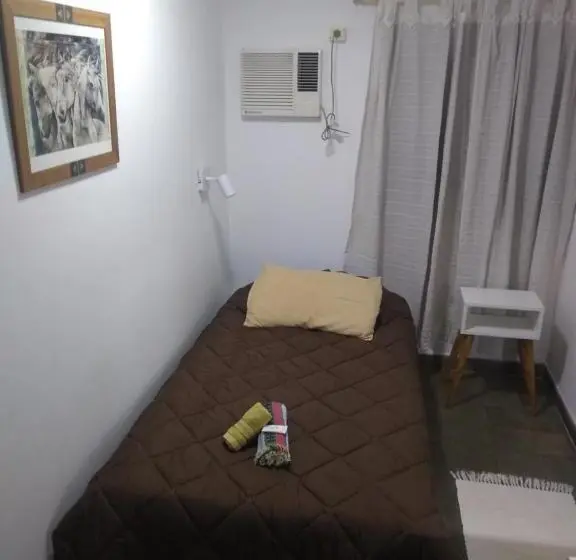 Standard Yhden Hengen Huone, Residencial Marlis