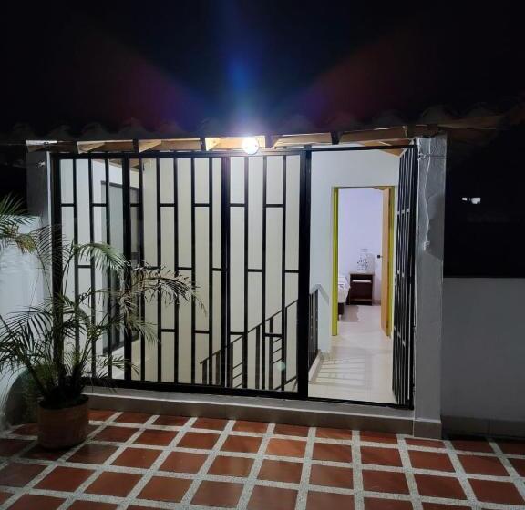 اتاق استاندارد, Rosita 2