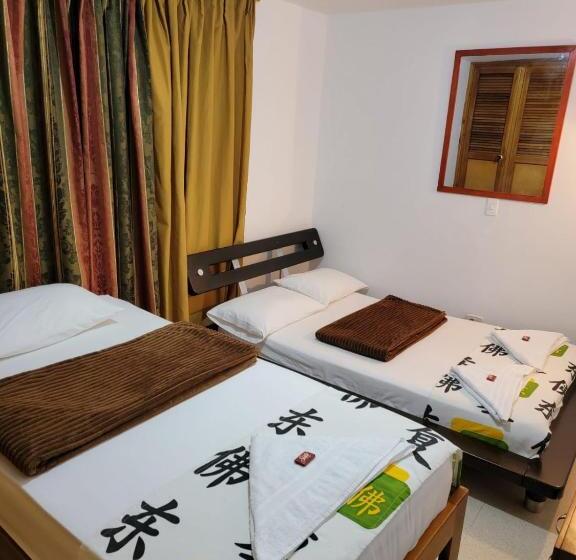 اتاق خانوادگی, Rosita 2