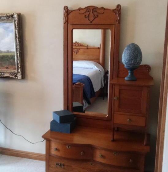 جناح, Inntiquity, A Country Inn