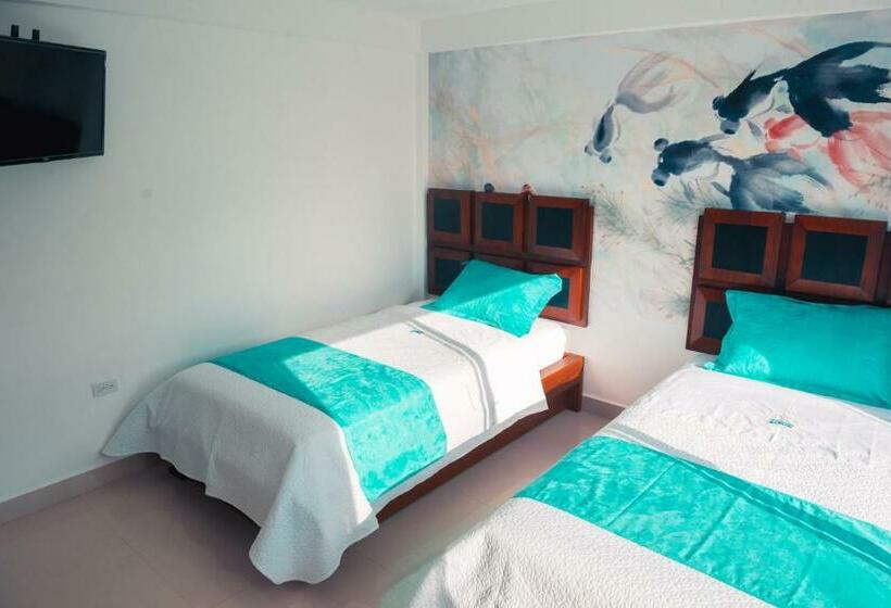 اتاق لوکس, Casa Arnaldo Esmeraldas