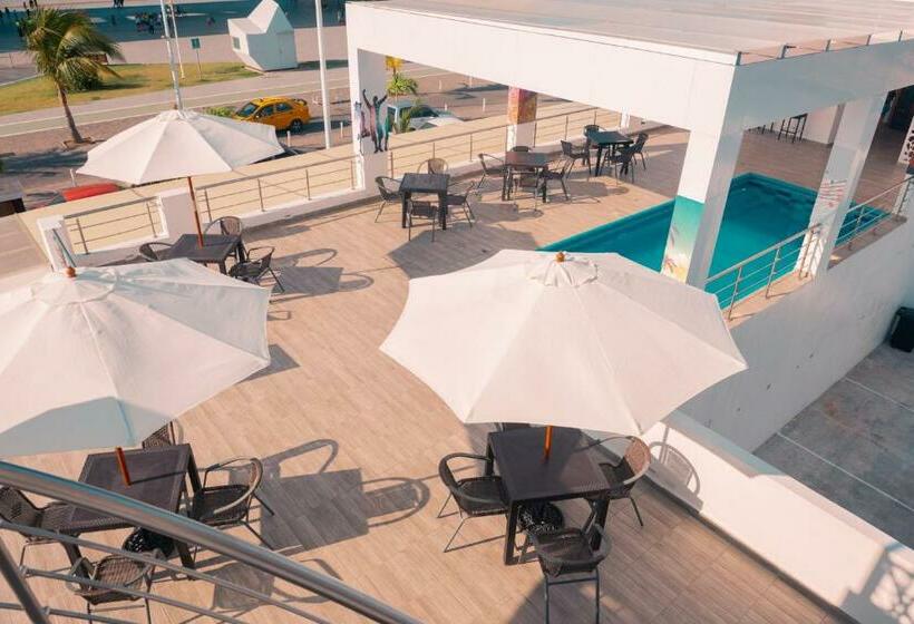 اتاق راحتی سه تخته, Casa Arnaldo Esmeraldas