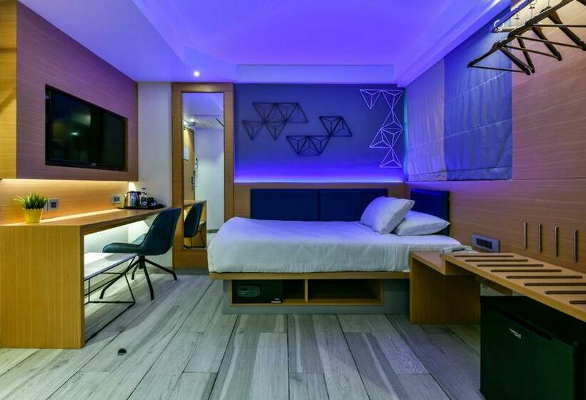 اتاق استاندارد یک نفره, Indie Stays, Bkc