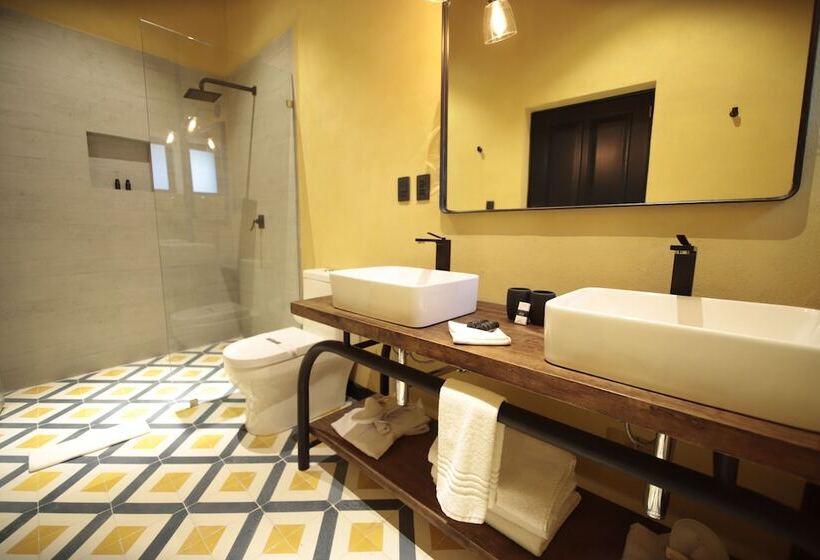 اتاق استاندارد با تخت بزرگ, Antigua Trece Hotel Fusión