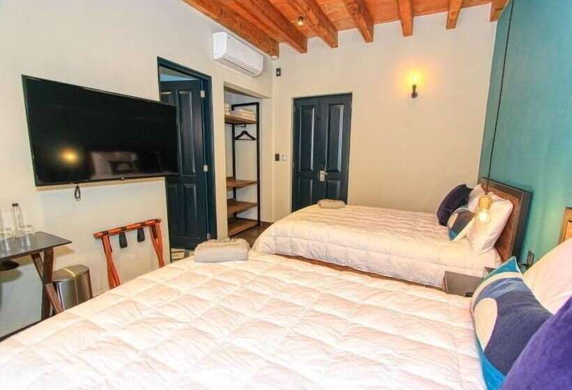 اتاق استاندارد, Antigua Trece Hotel Fusión