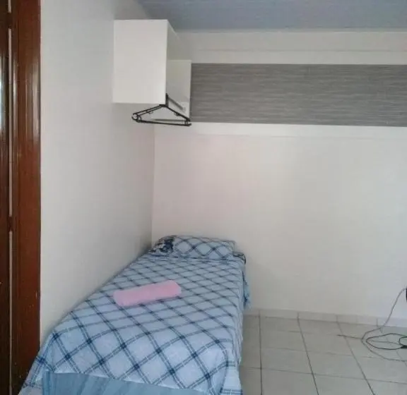 اتاق اکونومی یک تخته, Hostel Pigally