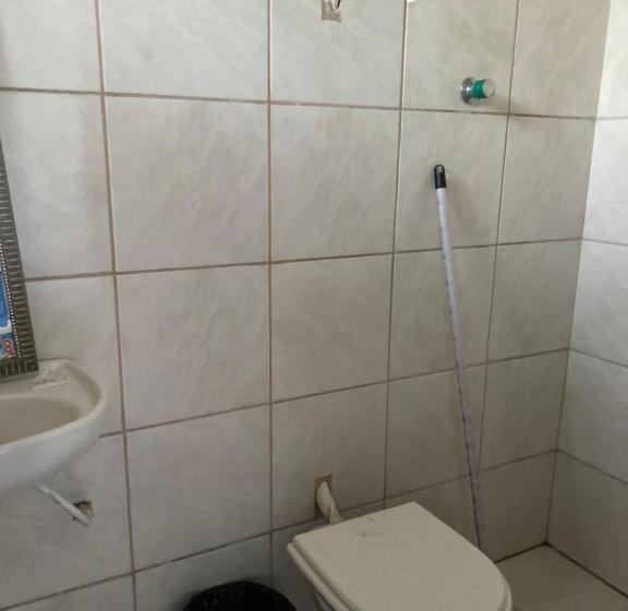 اتاق اکونومی یک تخته, Hostel Pigally